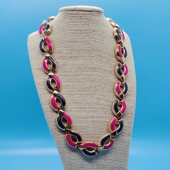 Vintage Jewelry - VINTAGE goldtone blue and  deep pink abstract design necklace Classic